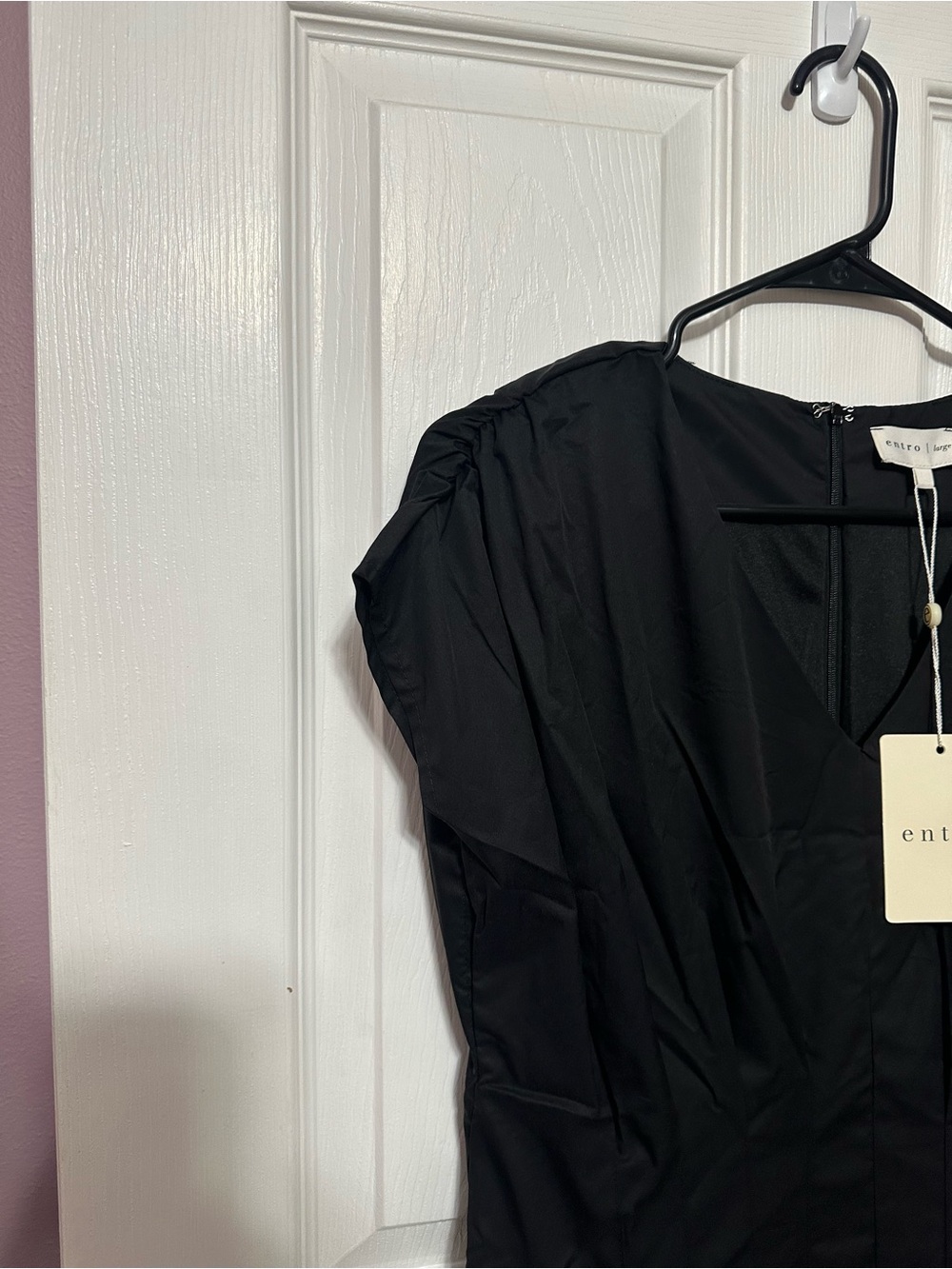 Entro Large NWT Two-Tone Black and Cream Midi Dress - Picture 3 of 5